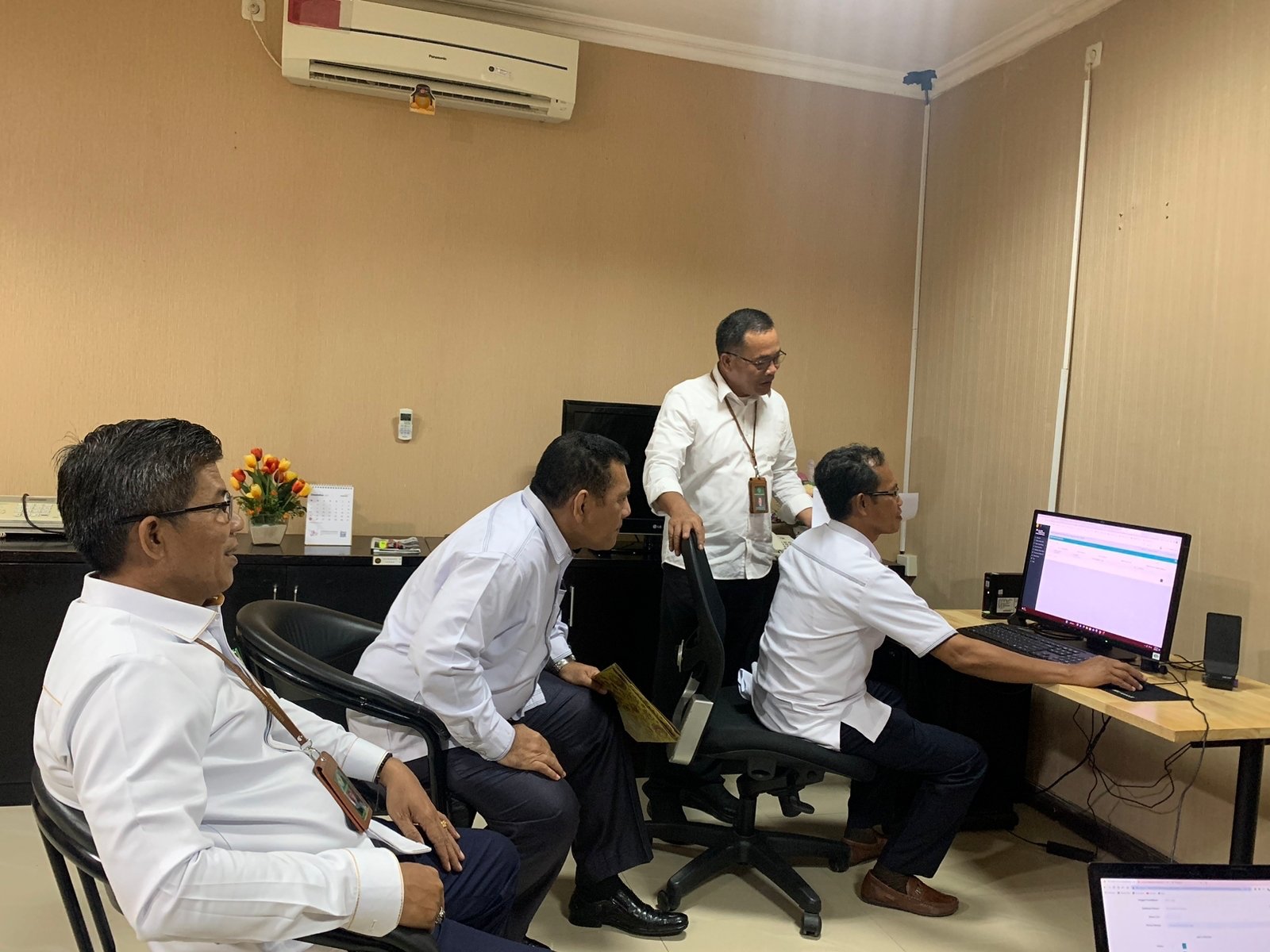 pelantikan wakil ketua upload web