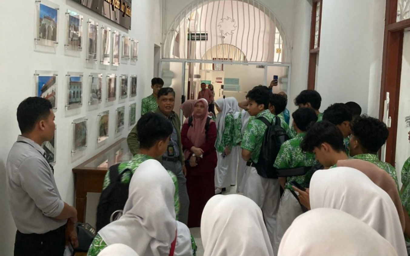 Kunjungan UNM