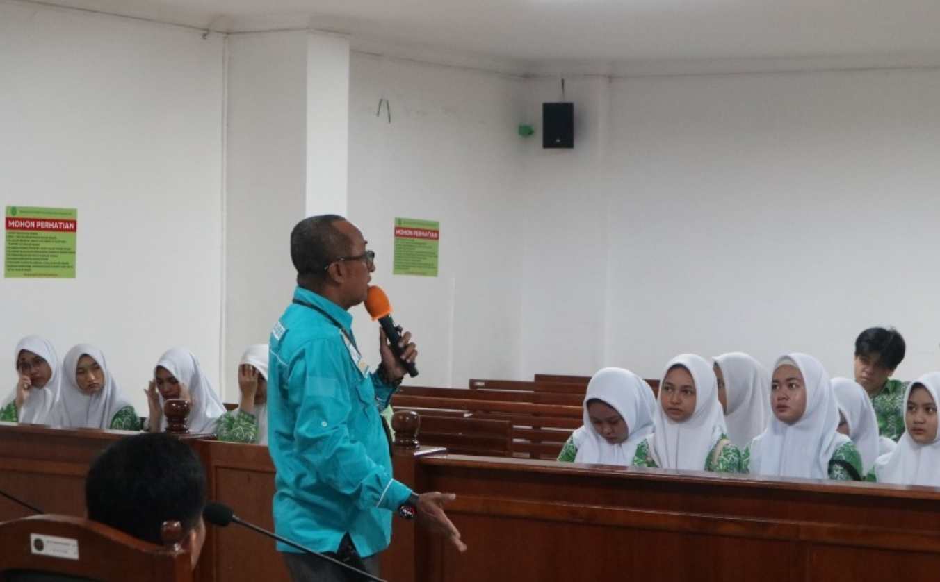 Kunjungan UNM
