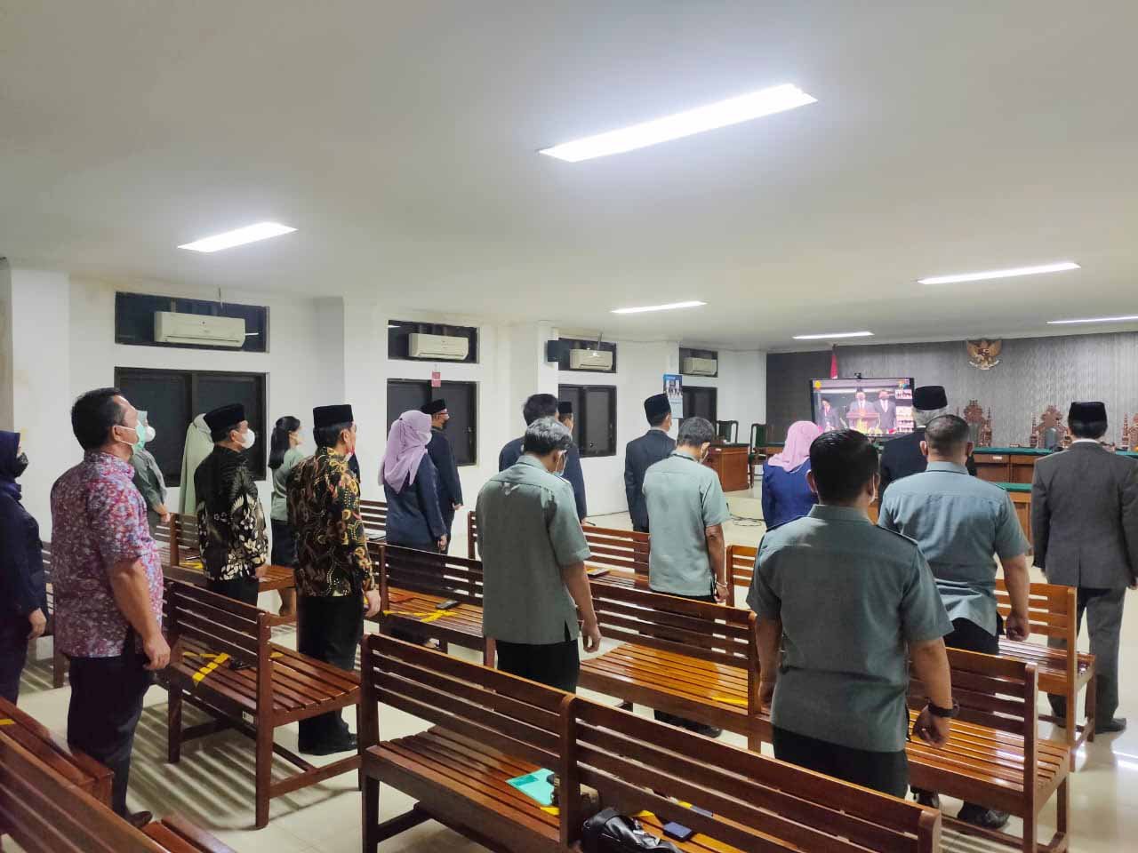 HUT MA KE 76 6